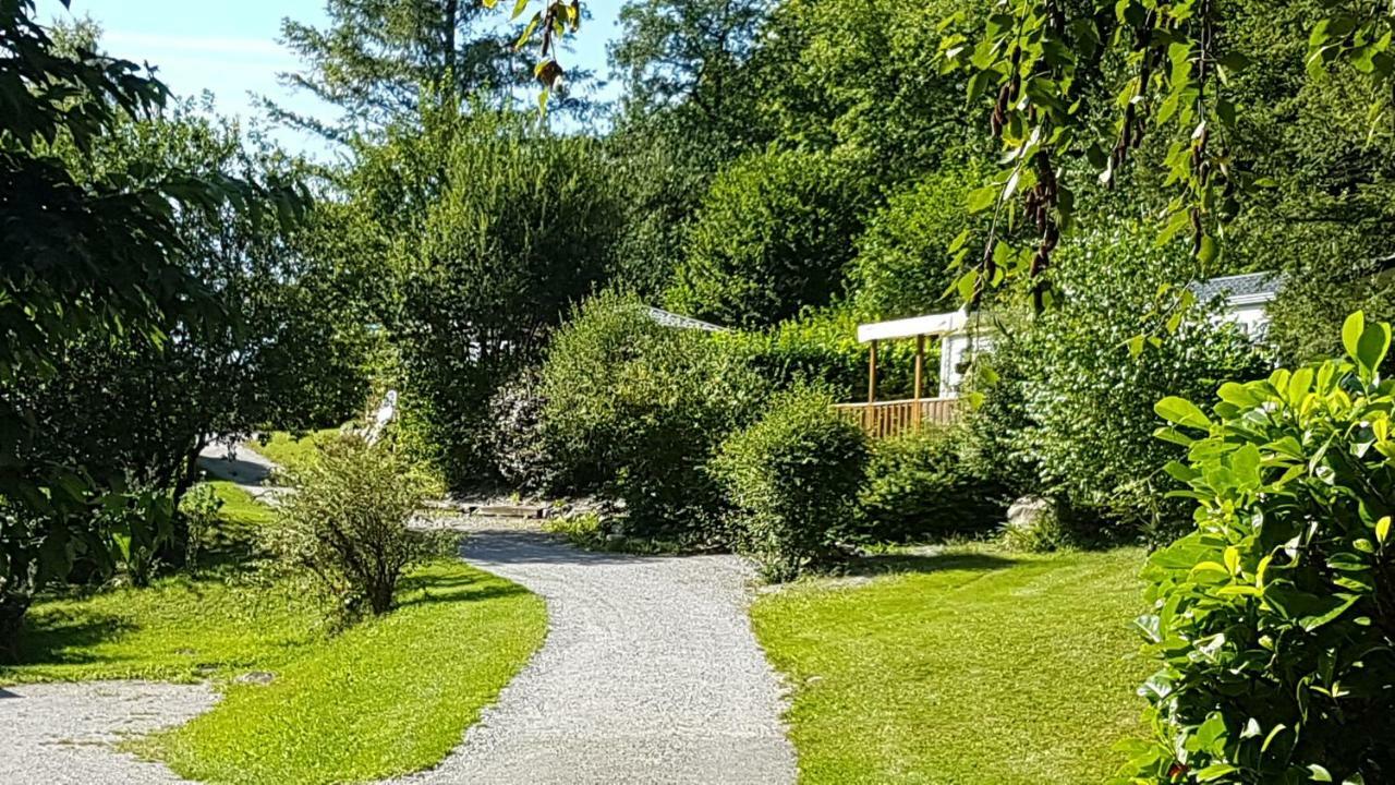 Camping Le Rey Louvie Juzon Esterno foto